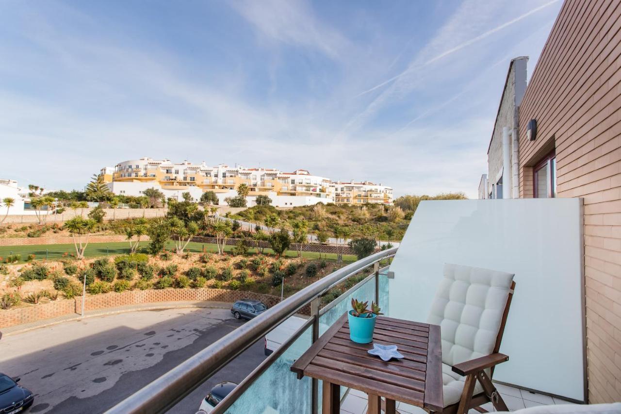 Beach House Ericeira Bagian luar foto
