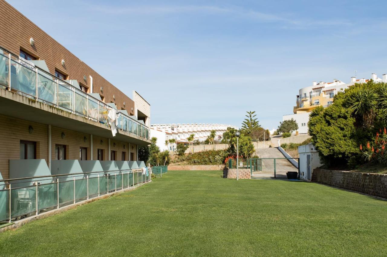 Beach House Ericeira Bagian luar foto
